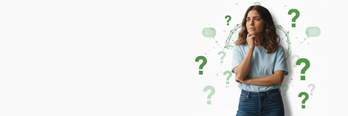 Mujer reflexiva rodeada de signos de pregunta, imagen representativa de dudas frecuentes sobre atención en salud mental.
